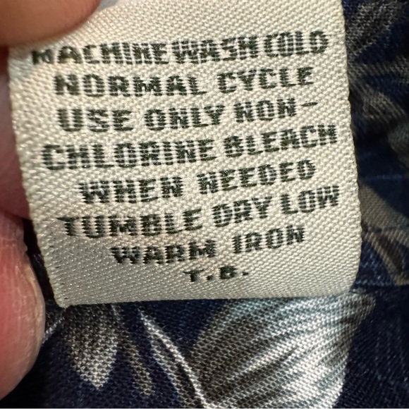 Batik Bay Mens Size XL Hawaiian Short Sleeve Button Down Shirt 100% Rayon Nice - Picture 6 of 11